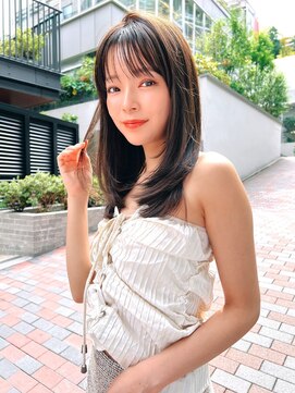 エイミー(Aimee) Aimee おすすめ オリーブベージュ×ロングレイヤー