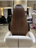 「縮毛矯正で叶える理想のストレートヘア」