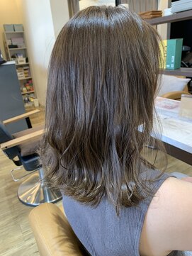 リル 東川口店(Lilou) くびれミディ