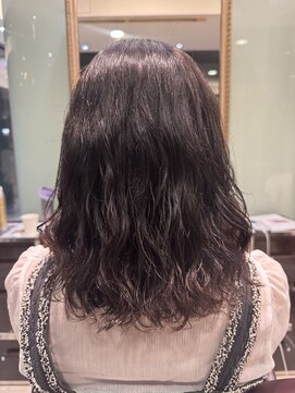 アメリ バイ アピッシュ(Amelie by apish) コテ巻き風パーマ/ダメージケア/デジタルパーマ