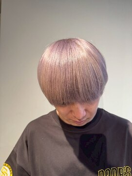 ギネス(Giness) スパイキーショートミルキーラベンダー × マッシュスタイル