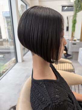 バーチミシマ(BIRCH mishima) 前下がりチャイルドカットボブ