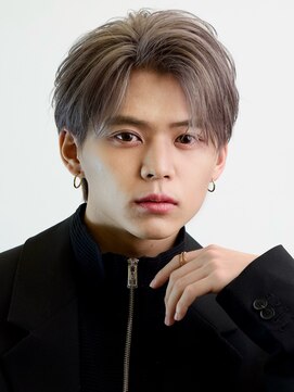 オーシャントーキョーオーバー 渋谷(OCEAN TOKYO OVER) マッシュセンターパートツーブロックフェザーパーマニュアンス