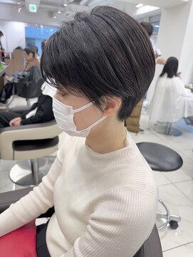 アッシュ 下北沢店(Ash) プチツーブロックの黒髪ショート