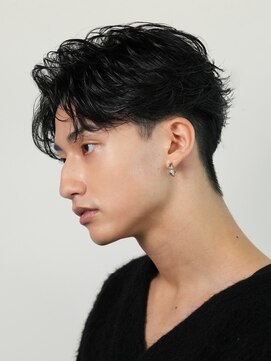 レタッチバイフィフス 大阪梅田(RETOUCH by fifth) 大阪梅田フェザーパーマニュアンスパーマセンターパートゆるめ◆