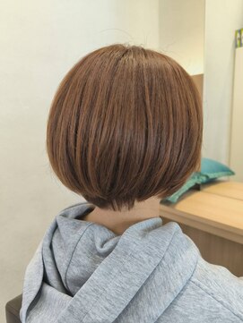 ウイバイファースト(u'i by first) オレンジベージュのボブスタイル