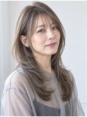 明るめな白髪染め(白髪ぼかし)×バタフライカット