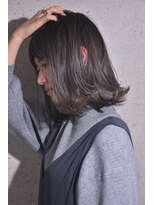 キアラ(Kchiara) 3Dグラデーションバレイヤージュで深みあるグレイジュKchiara