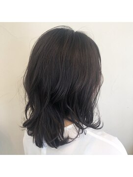 ファヴォリ(favori) 【favori　自由が丘】伸ばしかけミディ×デジタルパーマ