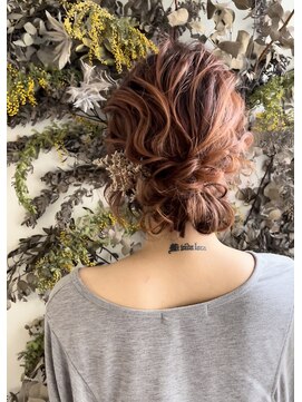 アゴーグ(agog) シニヨン☆arrange