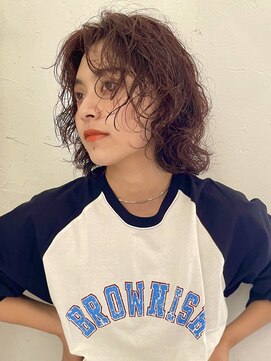 アンアミ シブヤ(Un ami shibuya) 【Un ami】くりっとウルフボブパーマ　大楽