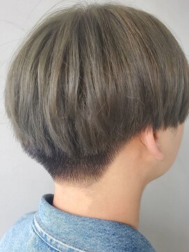 ククル ヘアー(cucule Hair) 京都・西院 cuculehair　クールなmen'sのグレージュカラー