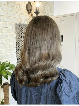 ルクスバイアフィナー(Luxo by Afinar) 【町田/Luxo by Afinar】ミルクティーベージュ