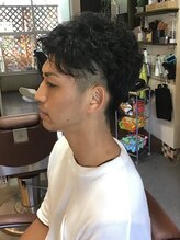 ヘアーズボーネ(hair's Bohne)