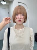 ベージュカラー×切りっぱなしボブ×レイヤー(代官山)