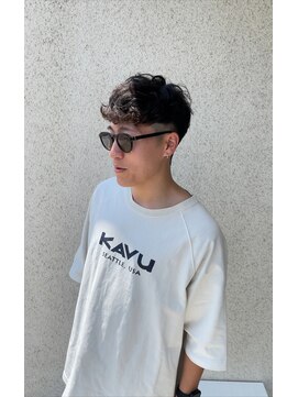 カットアンドトータルビューティ ヴァンキャトル(Cut&Total Beauty VINGT QUATRE) 【スペインカール風ショートスタイル☆☆】