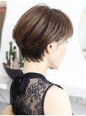 エレガンス40代50代60代くびれショート愛されグレージュカラー