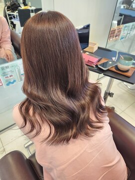 スリーヘアーデザインズ(Three Hair Designs) a