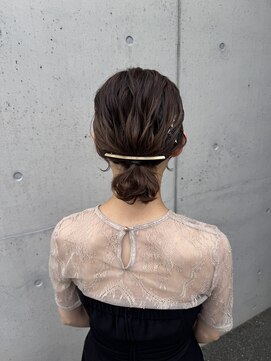 アチーブティルスマートサロン 豊川末広通店(achieve till Smart Salon) お呼ばれヘアセット大人可愛いシニヨンお団子ヘア結婚式二次会