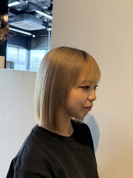 エスケープ トゥ ボナ(ESCAPE to bona.) ハイトーンボブ