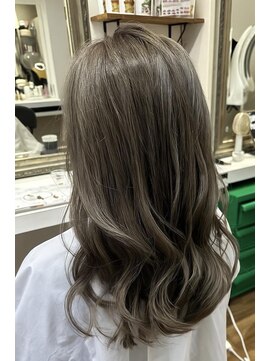 クレア 能見台(CREA) ツヤ髪×オリーブベージュ