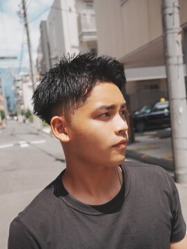 ラフカッターズZ 町田店 スパイキーショート【町田/理容室/床屋/顔剃り/シェービング】