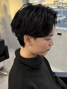 リオールバイニアウ(RE:ALL by Niau) MEN’S HAIR/波巻ツイストスパイラル/フェザーパーマ/新田
