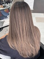 ビーシャンス(B.Chance)&nbsp;根本が伸びても気にならないデザイン