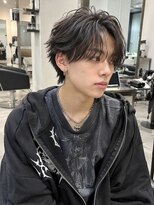 アクロ 梅田店(ACRO)&nbsp;黒髪ウルフラフセンターパート