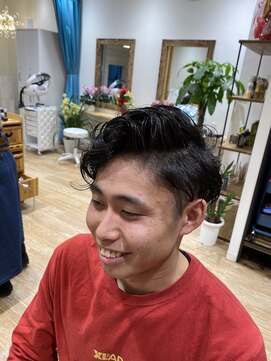 ハコブネ(Hacobune) メンズカット×パーマスタイル