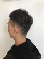 刈り上げ　ベリーショート