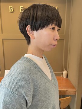 ベック ヘアサロン(BEKKU hair salon) パツっとラインの残るマッシュクールショート