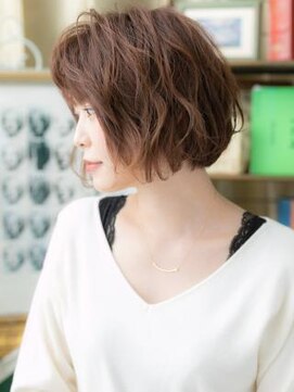 カバーヘア ブリス 志木南口駅前店(COVER HAIR bliss) 大人ハイライトくせ毛風エアリーミディa志木20代30代40代50代