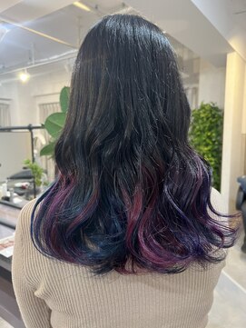 ニィ(2iee.) グラデーションカラー