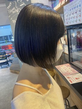 シーン 池袋(scene.) scene.【シーン】【池袋 西口徒歩3分】コンパクトミニボブ