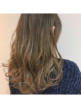 アディクト(Addict) ミルクティーベージュ