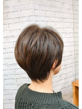 サロンドエー(SALON DE A) 40代女性耳かけショート。【港南台駅/本郷台駅/洋光台駅】