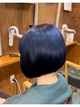 ヘアーサロン アトリエ(Hair salon ATORIE) タッセルボブブリーチカラーネイビーブルー