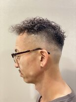 銀座マツナガ 神田店&nbsp;セット時短◎オシャレスペインカール短髪パーマスキンフェード