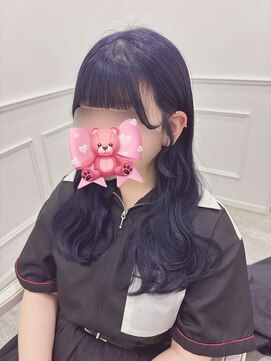 リルミー(Lilme) ぱっつん前髪×流しバング×S字後れ毛*まゆ