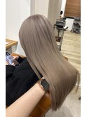 ミルクティーベージュ