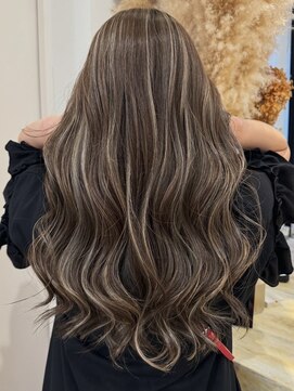 ディモアンド 表参道(Dimo&) xハイライト/イメチェン/ホワイトブロンド/外ハネボブ/美髪/