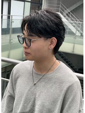 デュー 栄(DEW) 【DEW】フェザーパーマ/カルマパーマ/センターパート