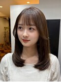 オリーブベージュ［韓国/顔周りカット/イルミナカラー］