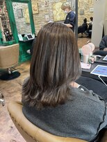 ヘアーラウンジ アンフィ 井土ヶ谷(Hair Lounge Anphi)&nbsp;くびレイヤー