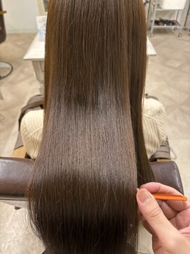 ラウ 門前仲町(Lawu) 髪質改善酸性ストレートでドライヤーするだけで艶髪へ　門前仲町