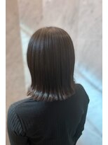 プラス アヴェダ(PLUS AVEDA)&nbsp;ツヤツヤ外はねグレージュボブ