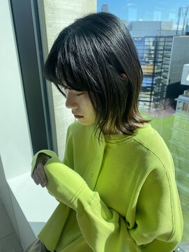 エクリ(equri×SHISEIDO) 外ハネレイヤースタイル