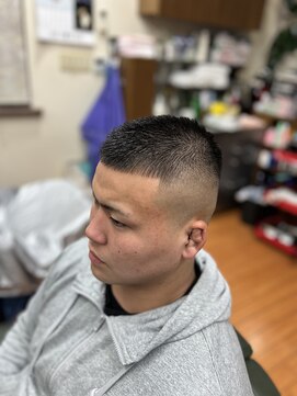 カットハウス コヤマ スキンフェード