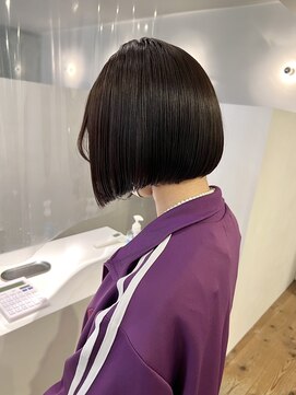 イル(iru) 【iru /谷町/上本町】パツっと切りっぱなしボブ！